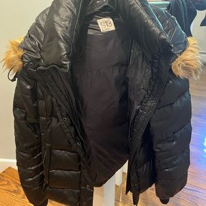 Woman’s winter jacket bomber